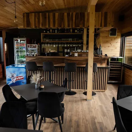 Willa Planinska Kuca Popovic 3 *