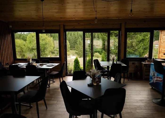 Planinska Kuca Popovic 3 * Ljubos